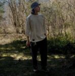 【ROOT CO.】機能性と街馴染みを融合｜PLAY UTILITY BACK POCKET Football T-Shirts